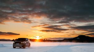 Range Rover zeigt ersten Blick auf sein vollelektrisches Modell